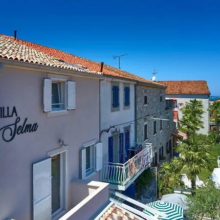 Selma Villa Funtana